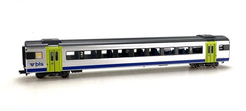 Liliput L3350530-2 BLS Personenwagen EW III  2.Klasse